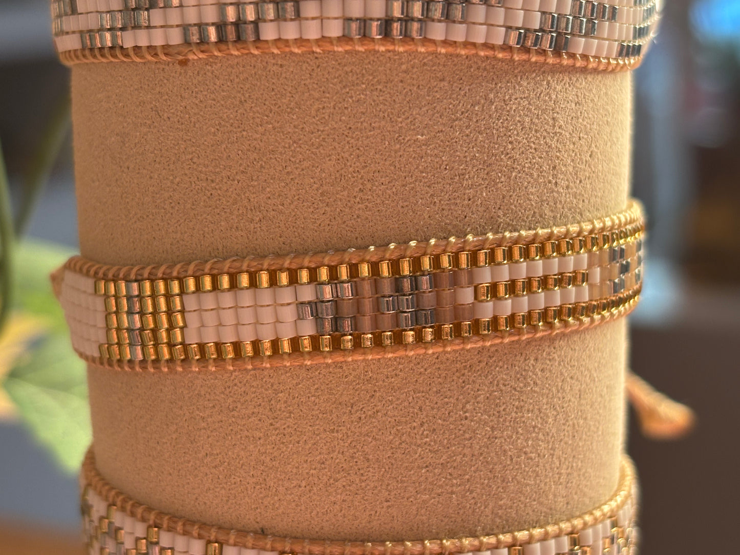 Bracelets blancs