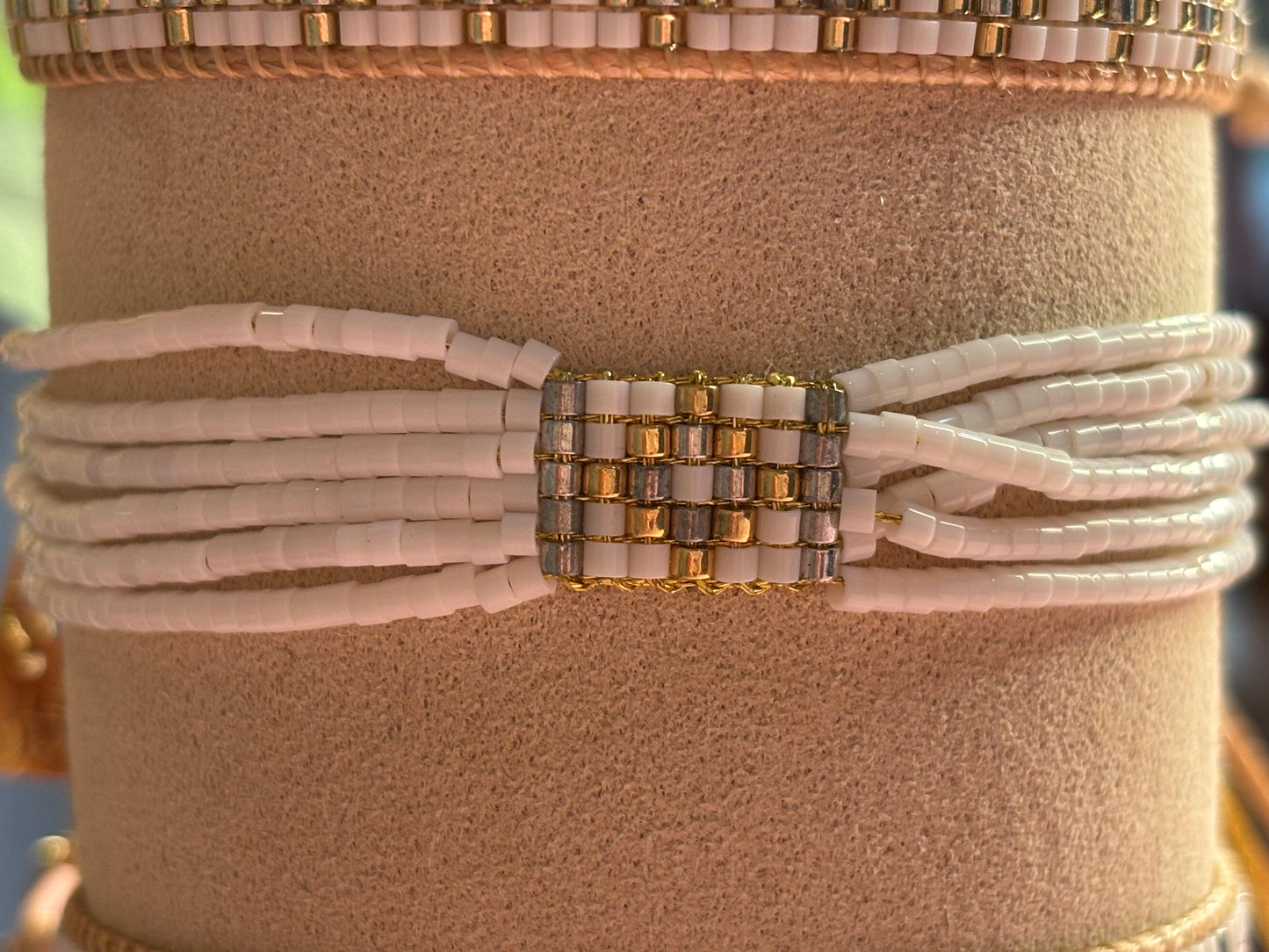 Bracelets blancs